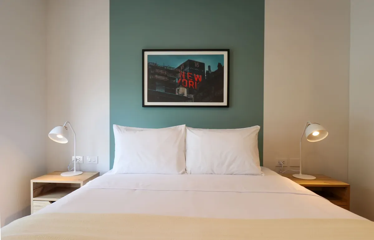 Group-Friendly 3BR w/ Balcony in Miraflores