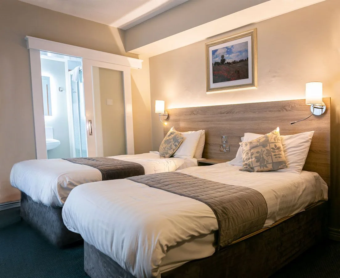 Habitación con dos camas individuales