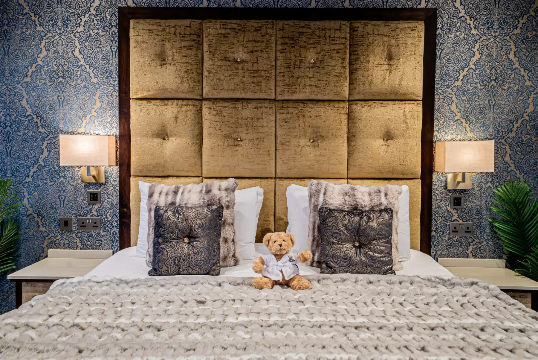 Passion Suite bedroom with super king-size bed
