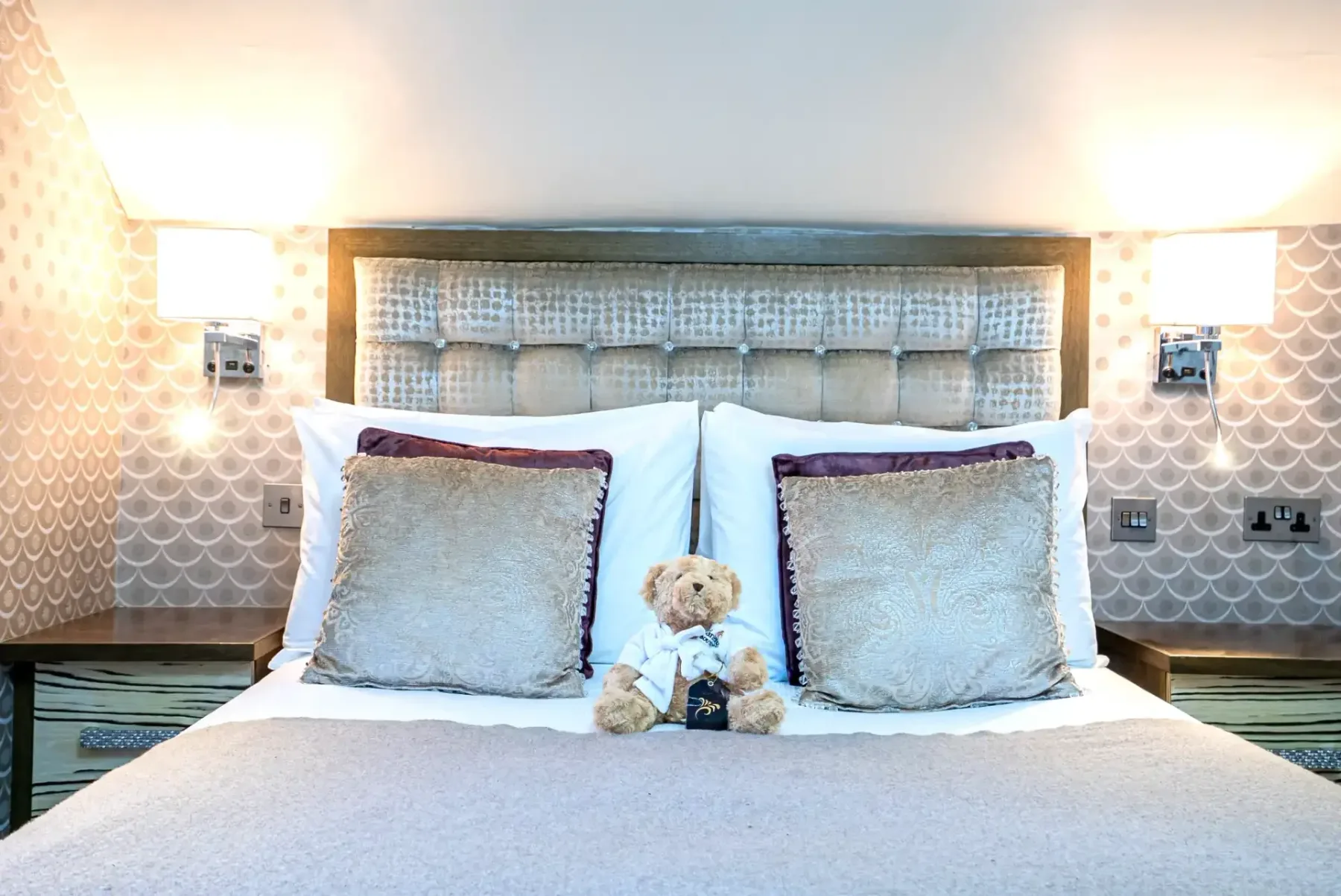 Cranleigh hotel superior room