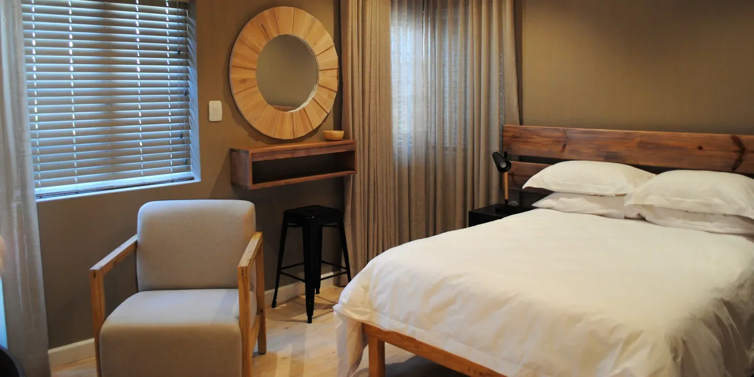 Loerie Guest Lodge