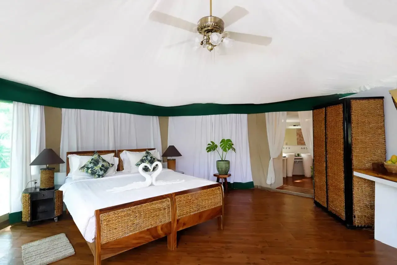Island family tent