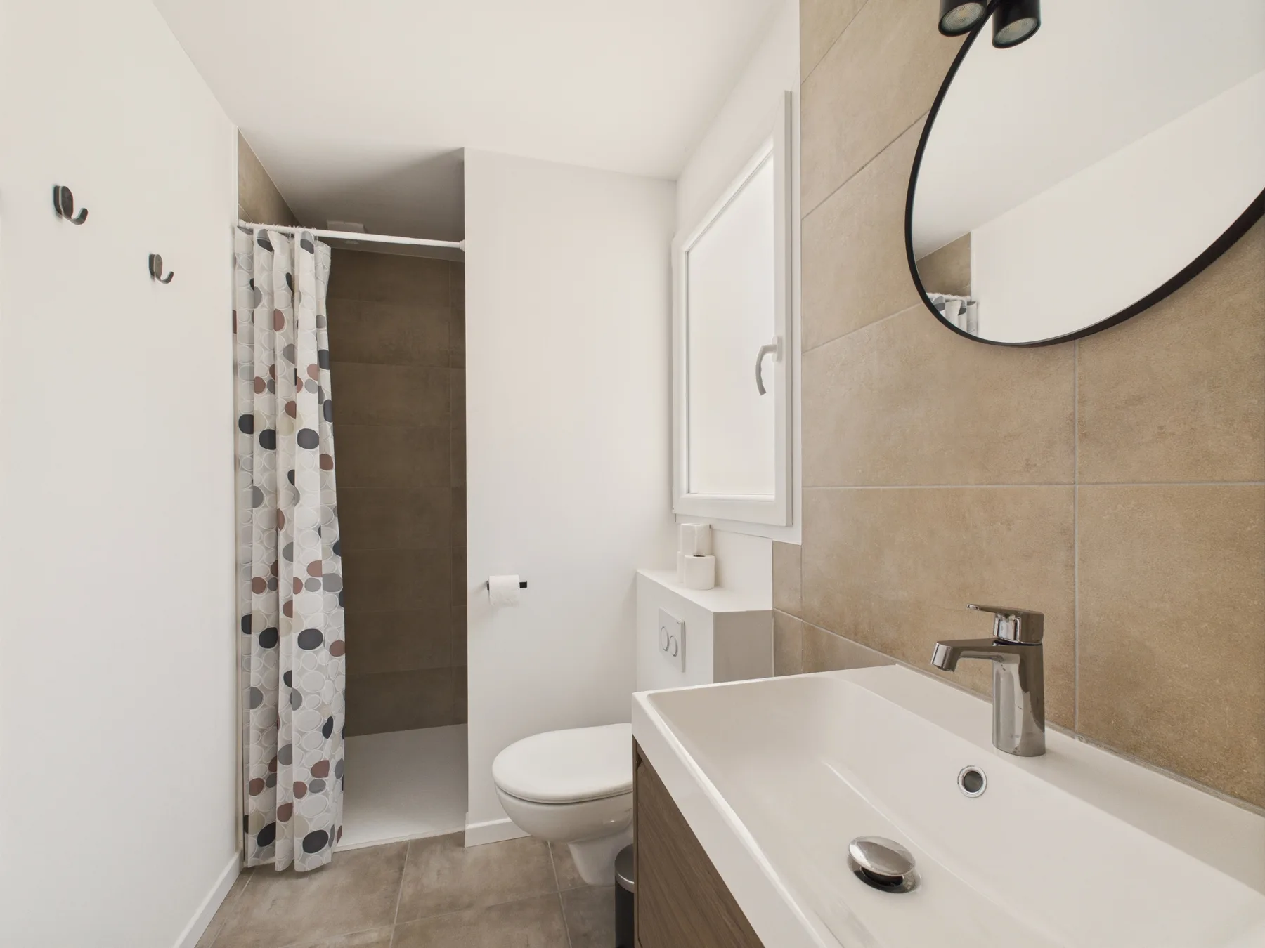Apartment listing gallery photo