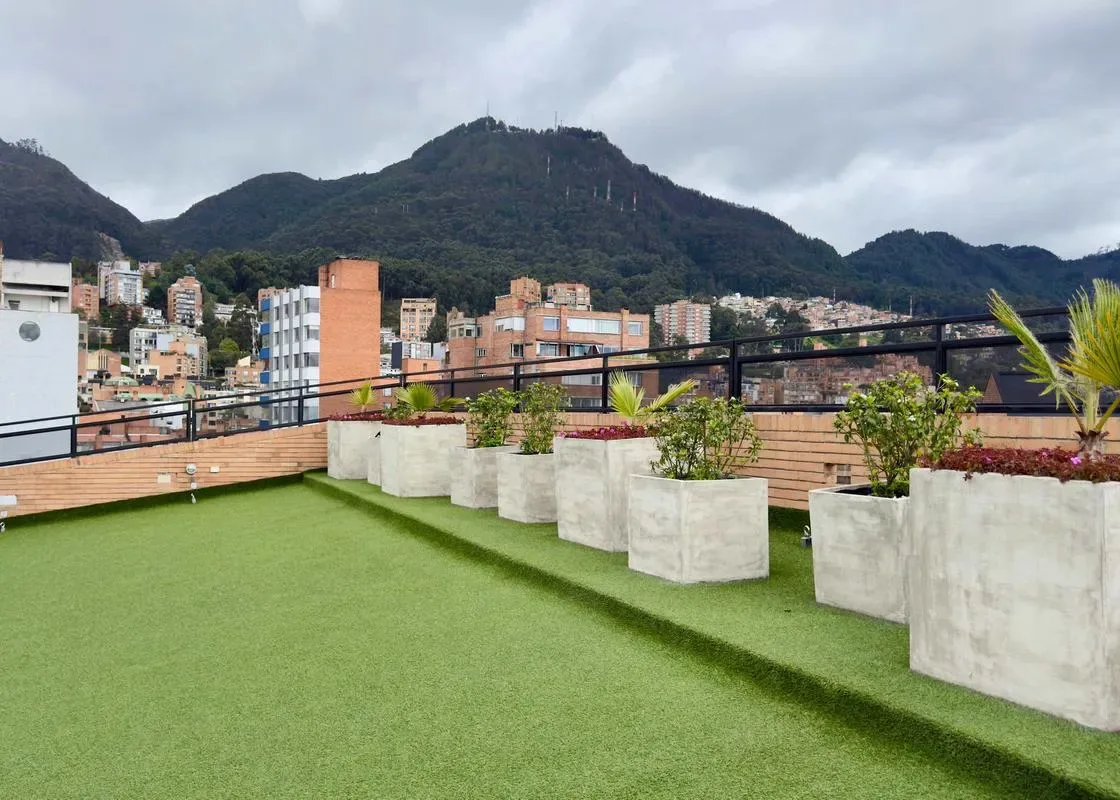 Radiant Loft in Chapinero w/ Balcony