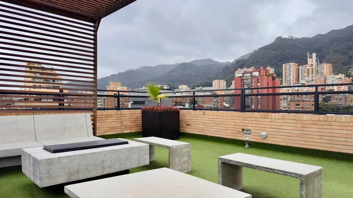 Radiant Loft in Chapinero w/ Balcony