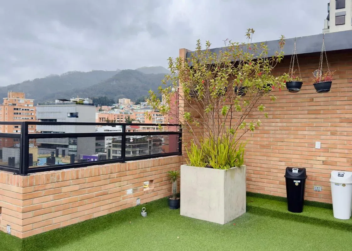 Radiant Loft in Chapinero w/ Balcony