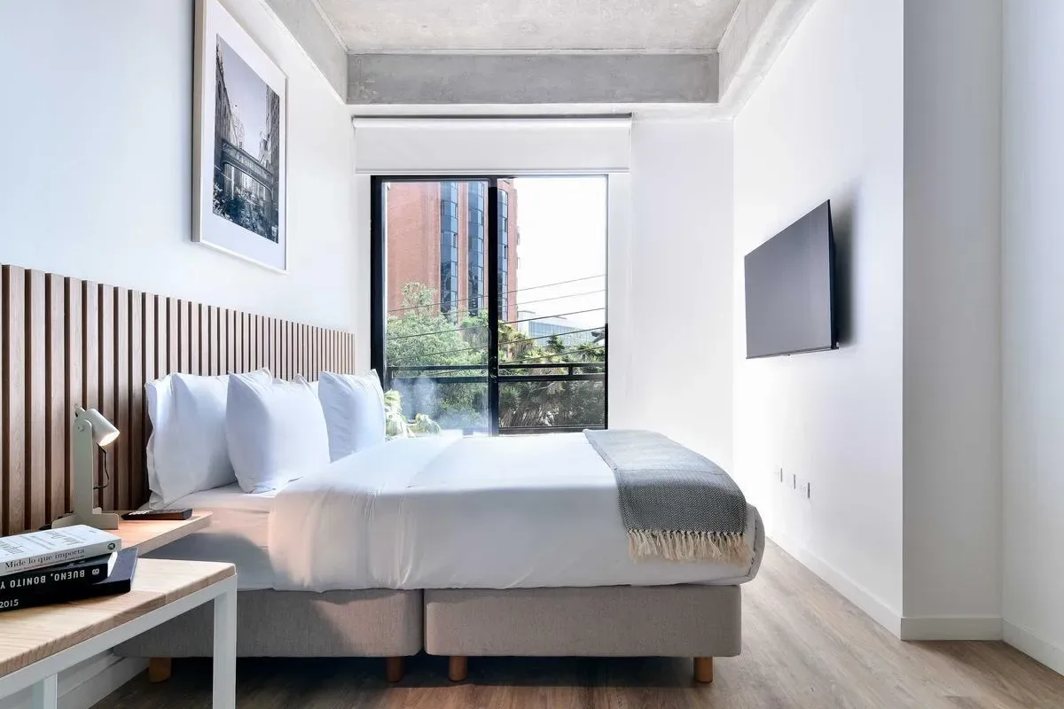 Radiant Loft in Chapinero w/ Balcony