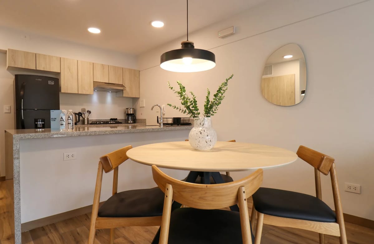 Exceptional 2BR w/ Balcony in Miraflores