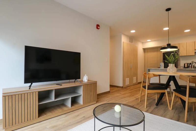 Exceptional 2BR w/ Balcony in Miraflores
