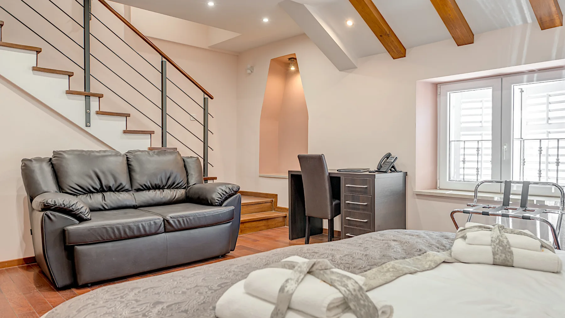 Palace Suites