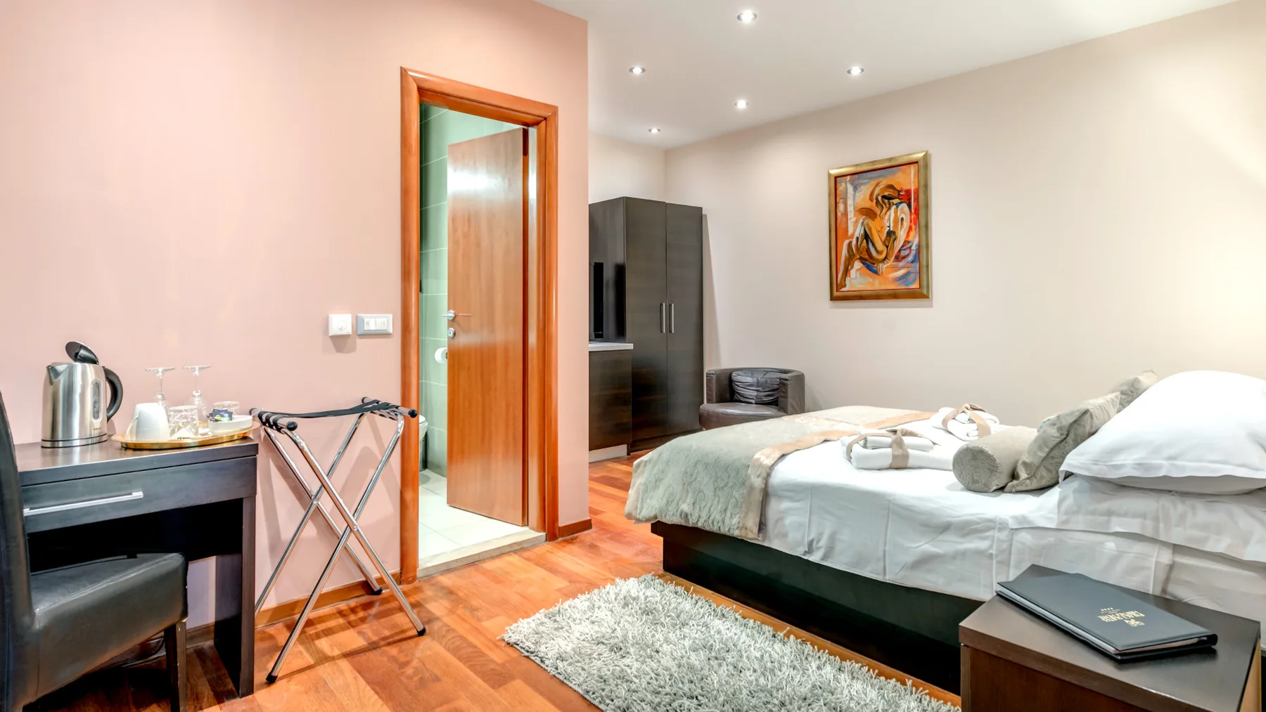 Palace Suites