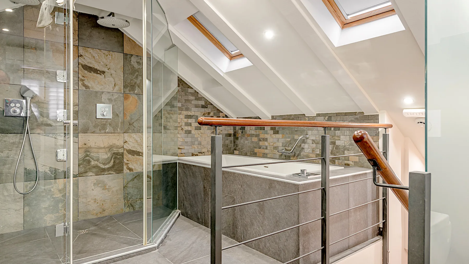 Palace Suites