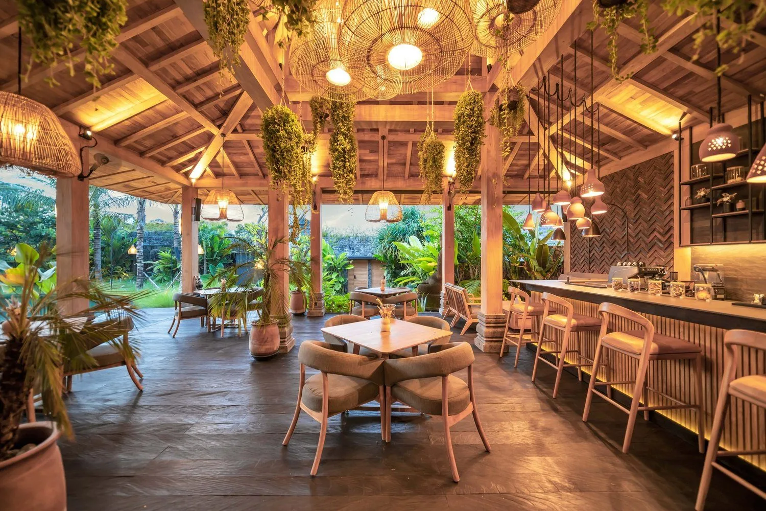 Dishes and a cocktail at Ijo restaurant