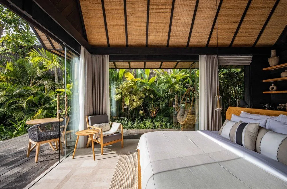 Premium Jabu interior with hand-crafted Balinese furniture
