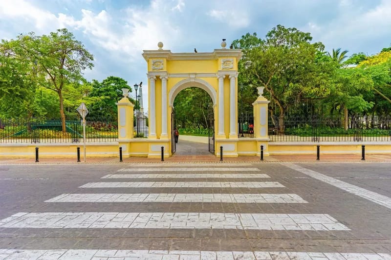 Charming 2BR w/ Pool & Terrace in Getsemani