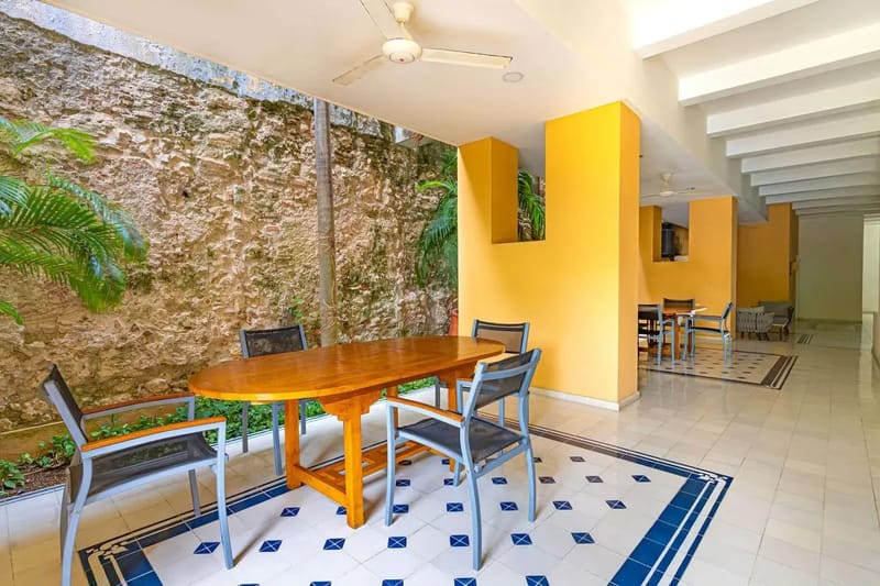 Charming 2BR w/ Pool & Terrace in Getsemani