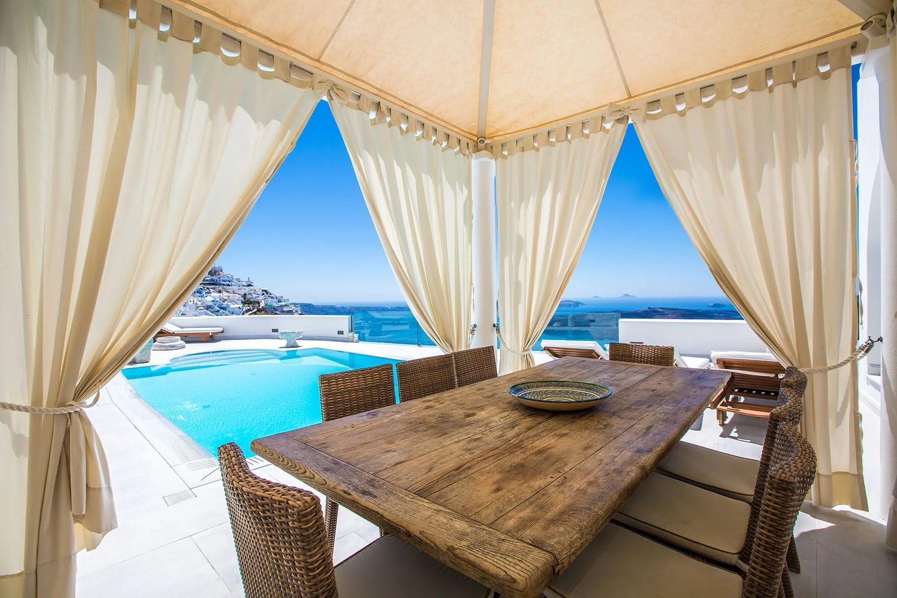 Santorini luxury villa Luminela in Firostefani - 12