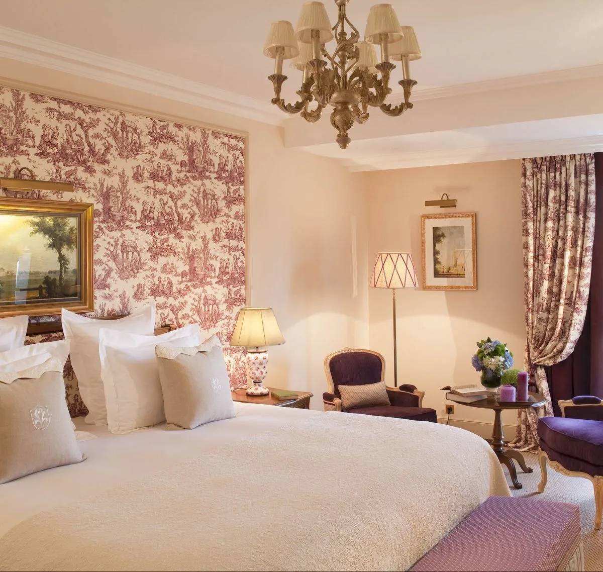 Hotel room or suite