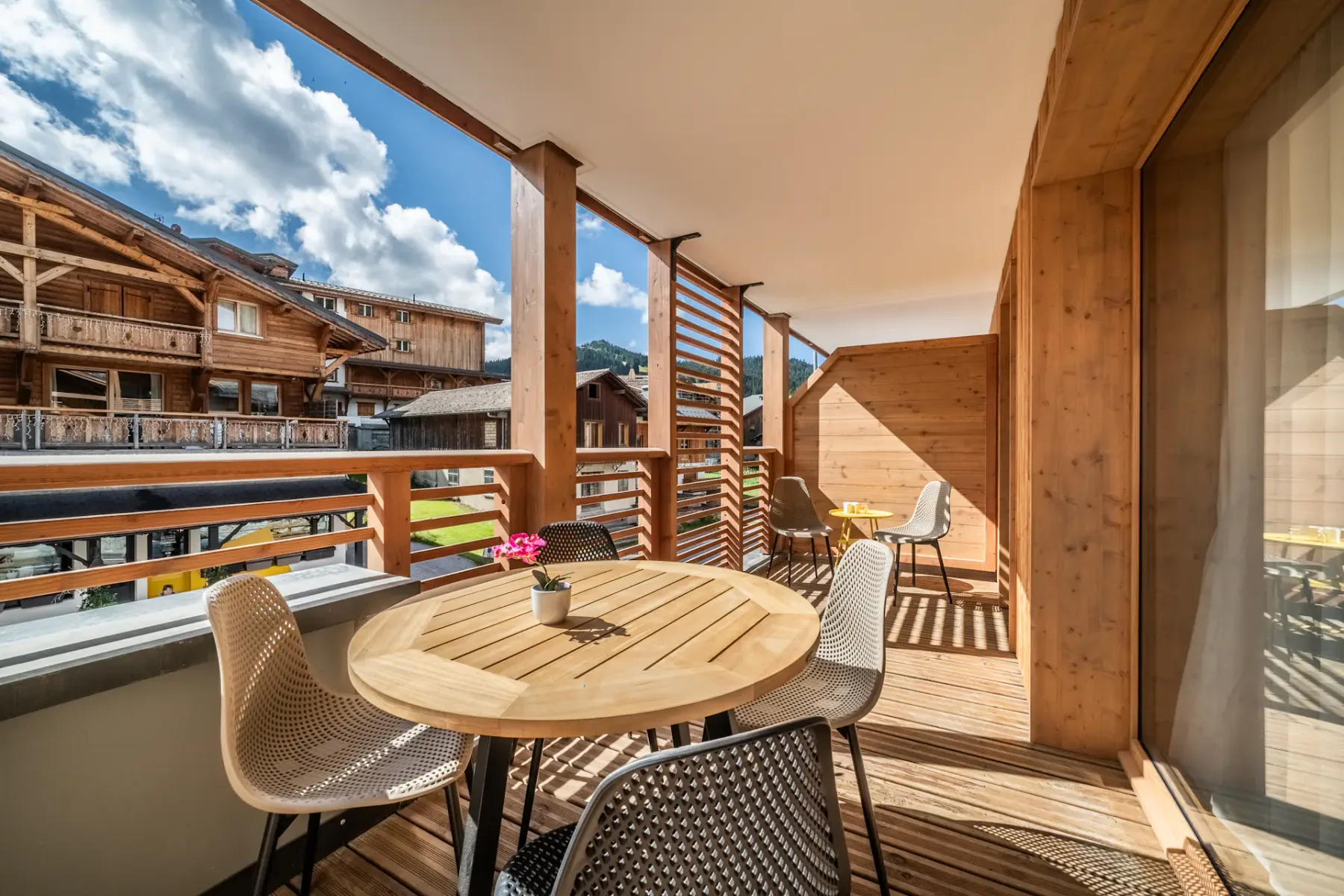 Terrace city center family apartment Kanoko Les Gets