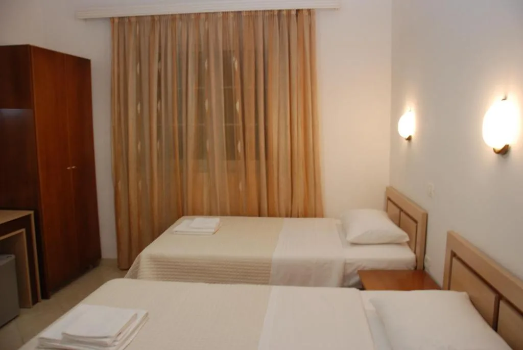 Habitación estándar con dos camas individuales