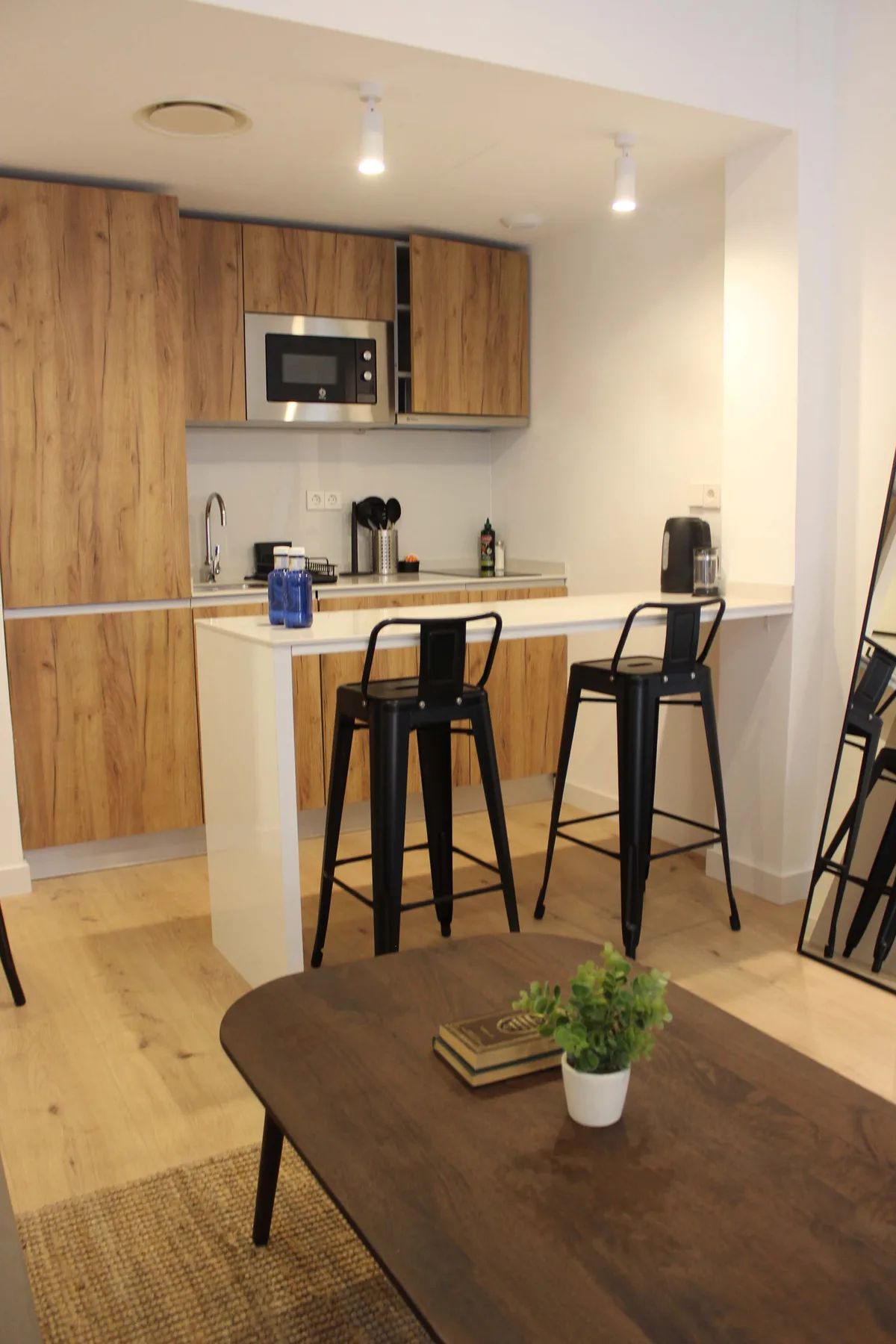 Bright 1BR with Balcony in Central Madrid