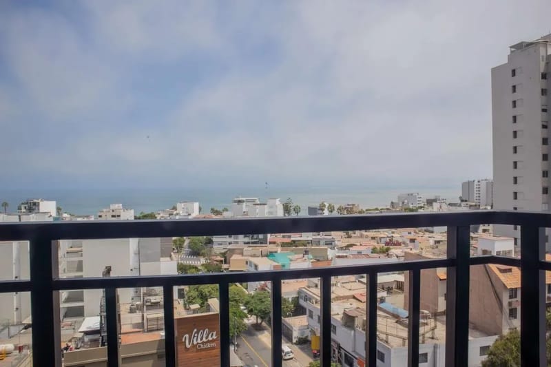 Beautiful 3BR w/ Balcony in San Isidro