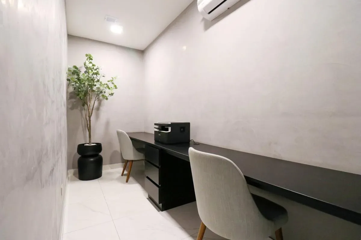 Upscale 2BR w/ Balcony in Heart of Miraflores