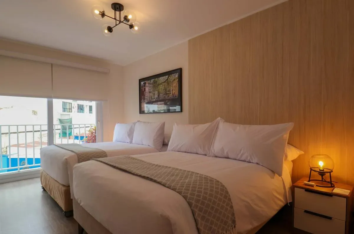 Upscale 2BR w/ Balcony in Heart of Miraflores