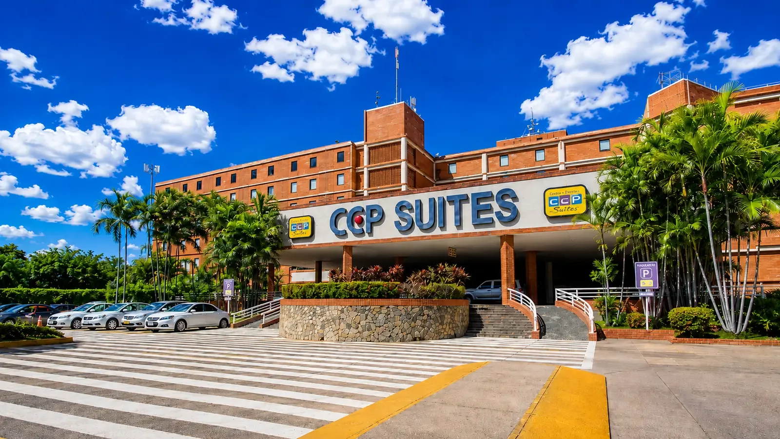 Gran Hotel CCP Suites