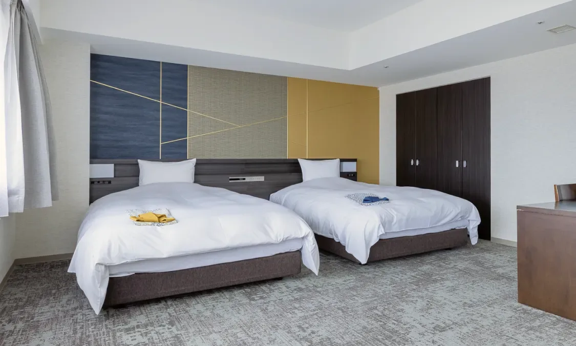 Luxury suite twin