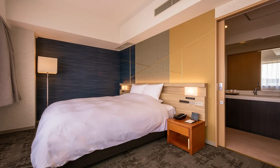 Luxury suite king