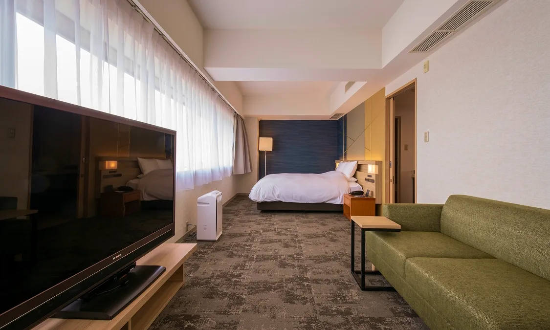 Luxury suite king