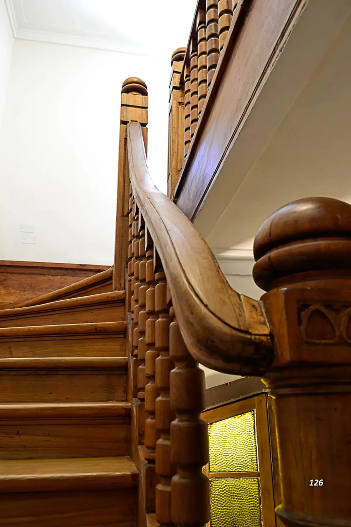 Escalera original de madera.