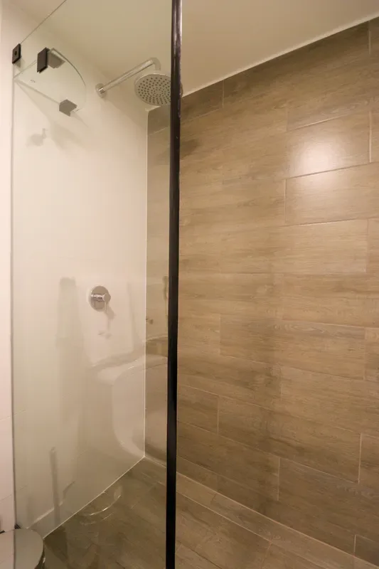 Stunning 3BR w/ Balcony in Upscale Miraflores