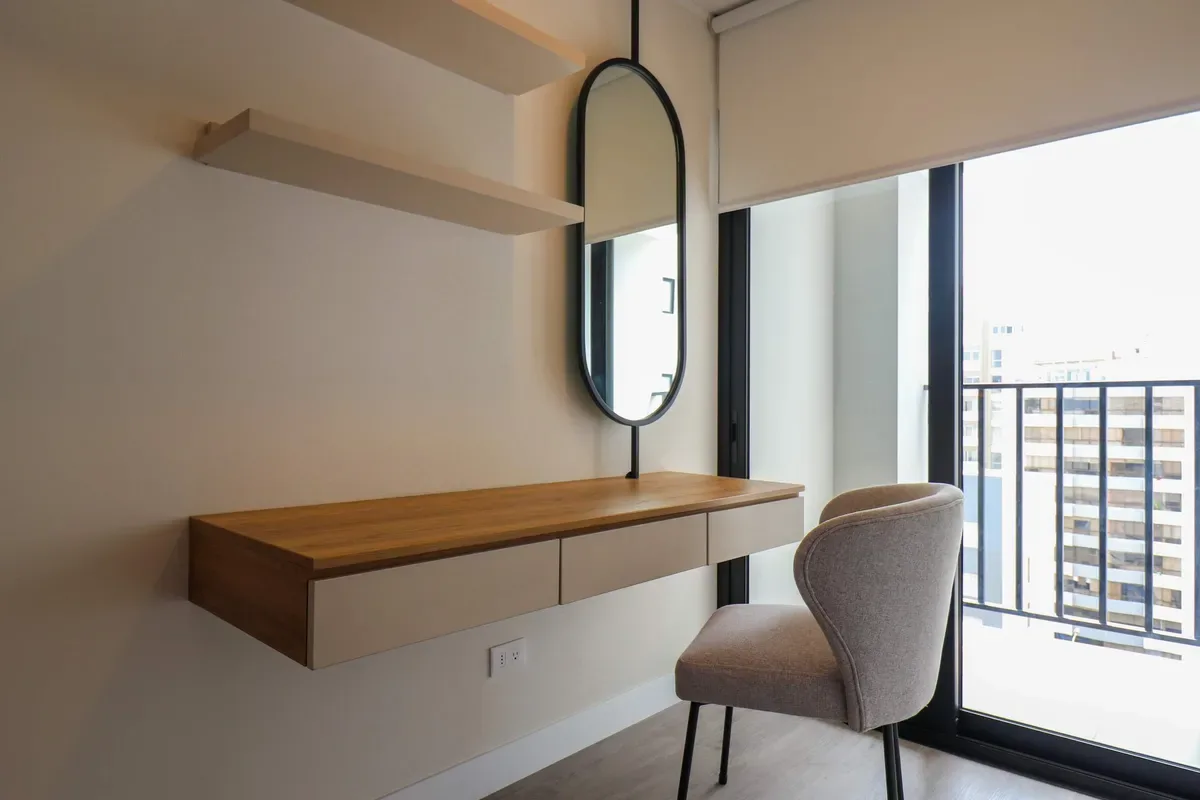 Stunning 3BR w/ Balcony in Upscale Miraflores