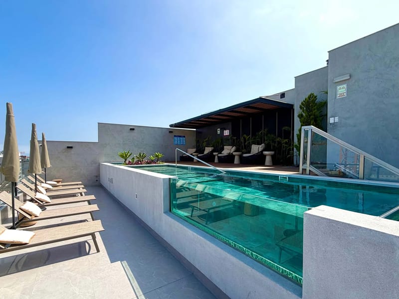 Stunning 3BR w/ Balcony in Upscale Miraflores
