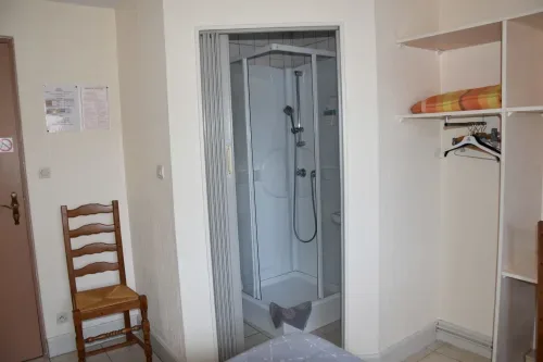 Habitación con ducha