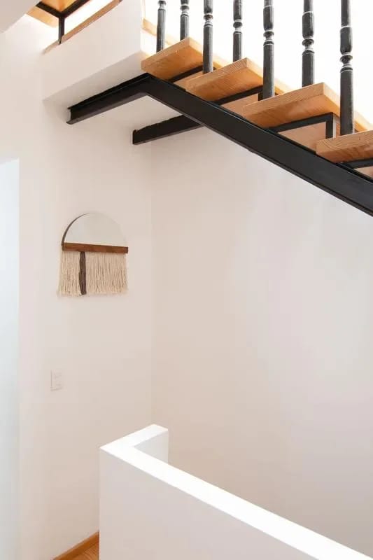 Alluring 6BR House with a Lovely Terrace