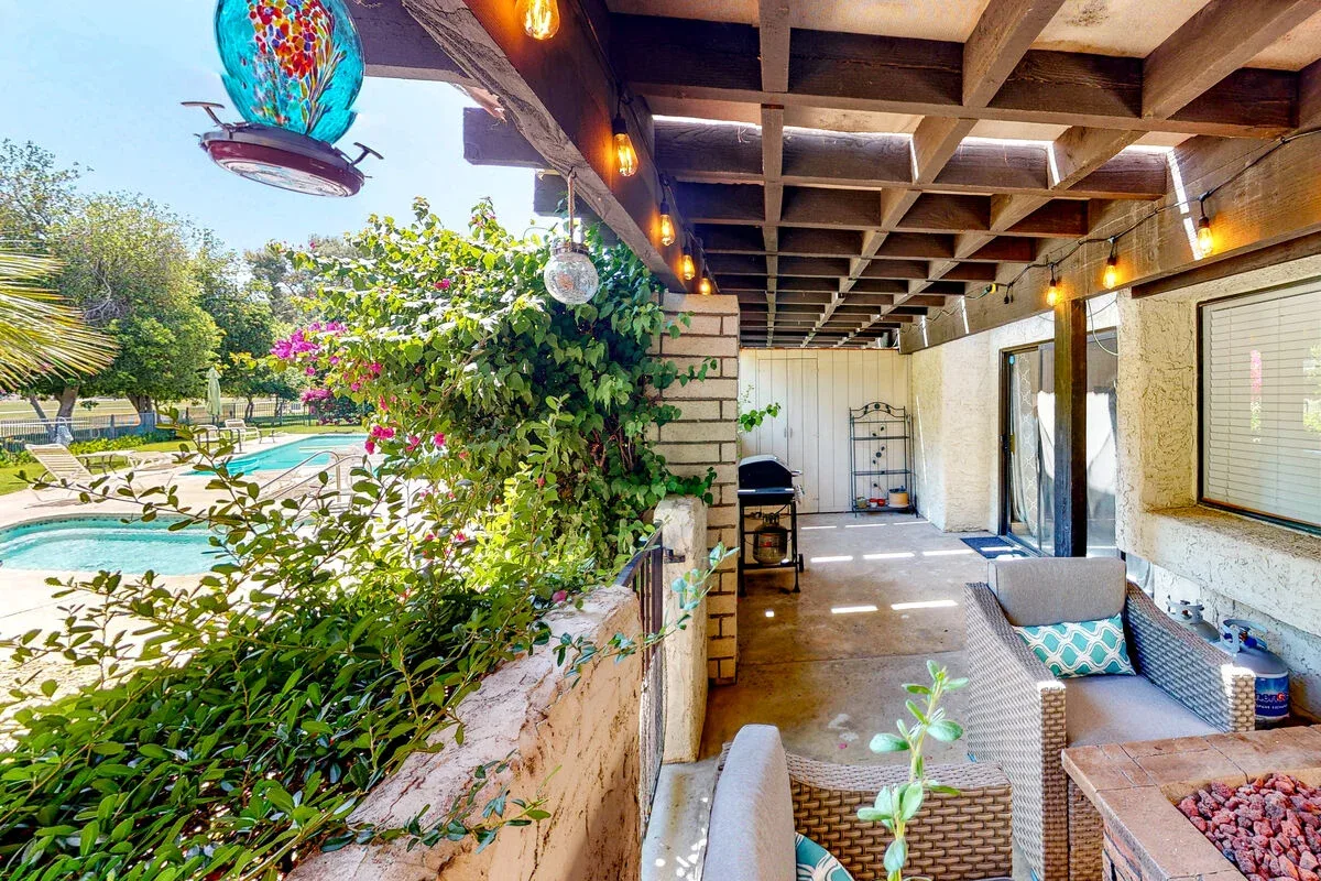 Poolside Getaway - 4610