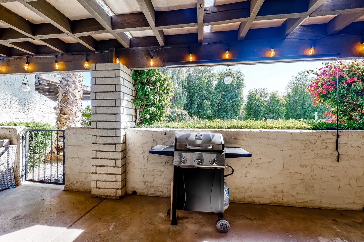 Poolside Getaway - 4610