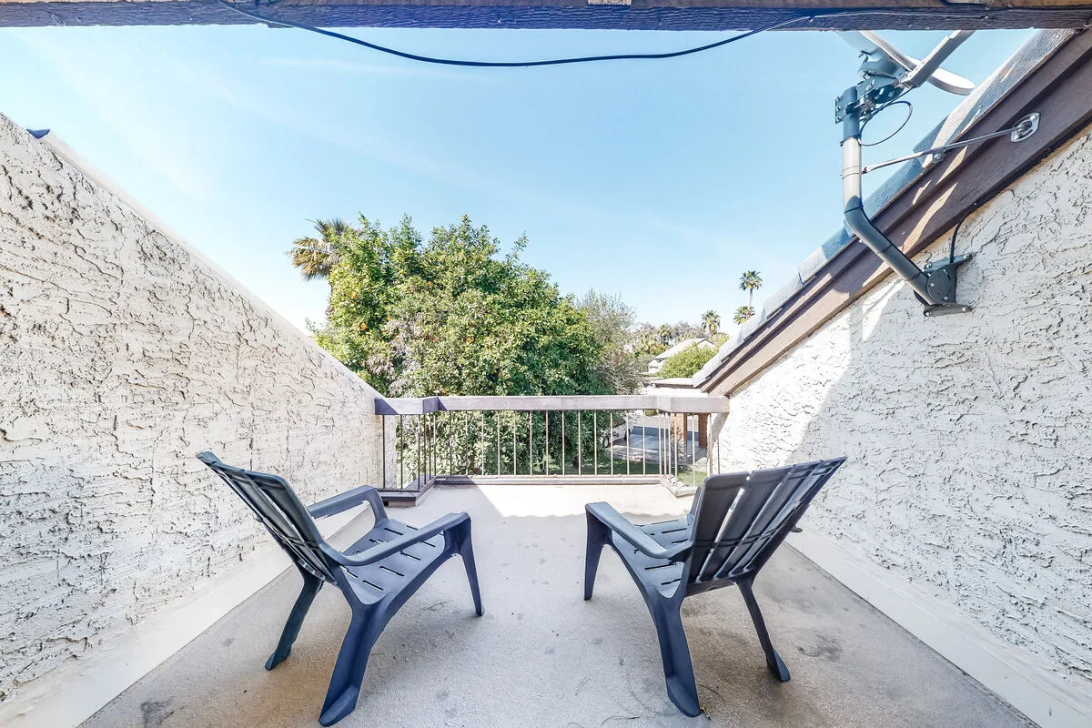 Poolside Getaway - 4610
