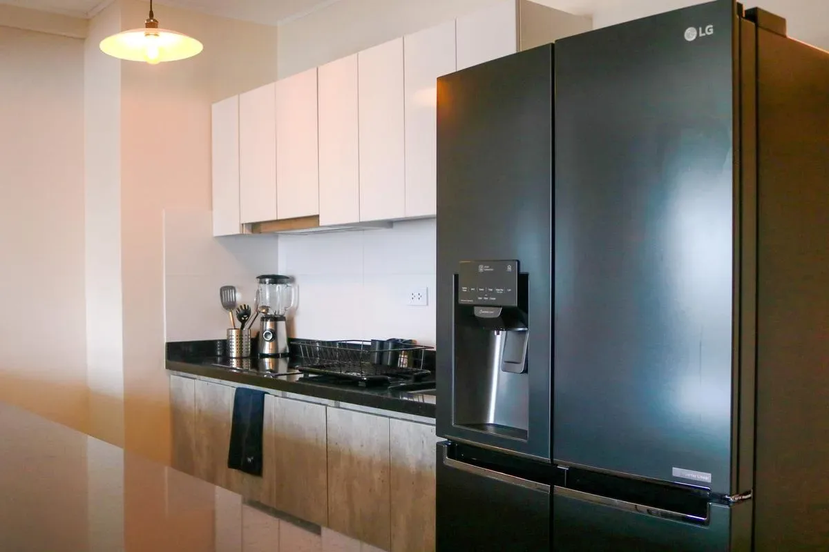 Outstanding 2BR Duplex with AC in San Isidro