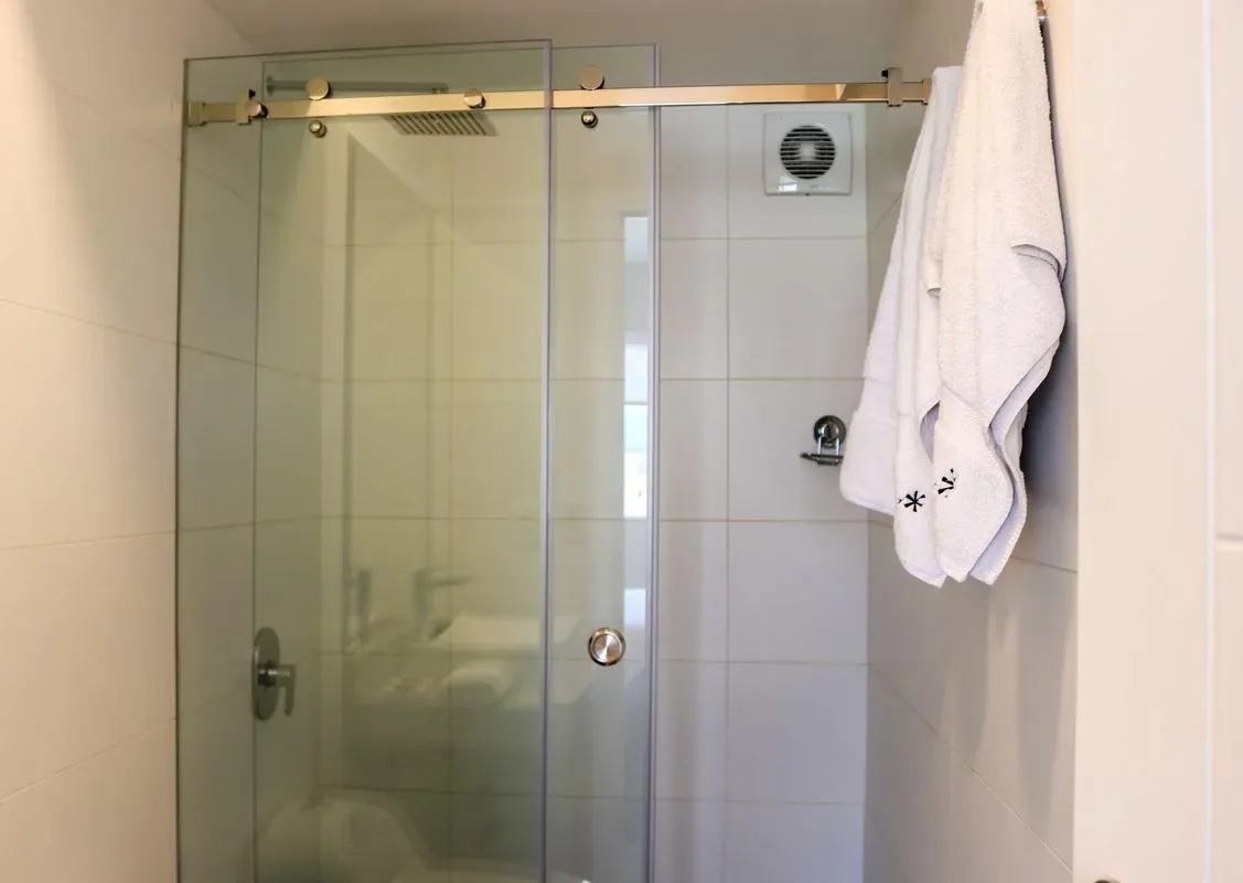 Outstanding 2BR Duplex with AC in San Isidro