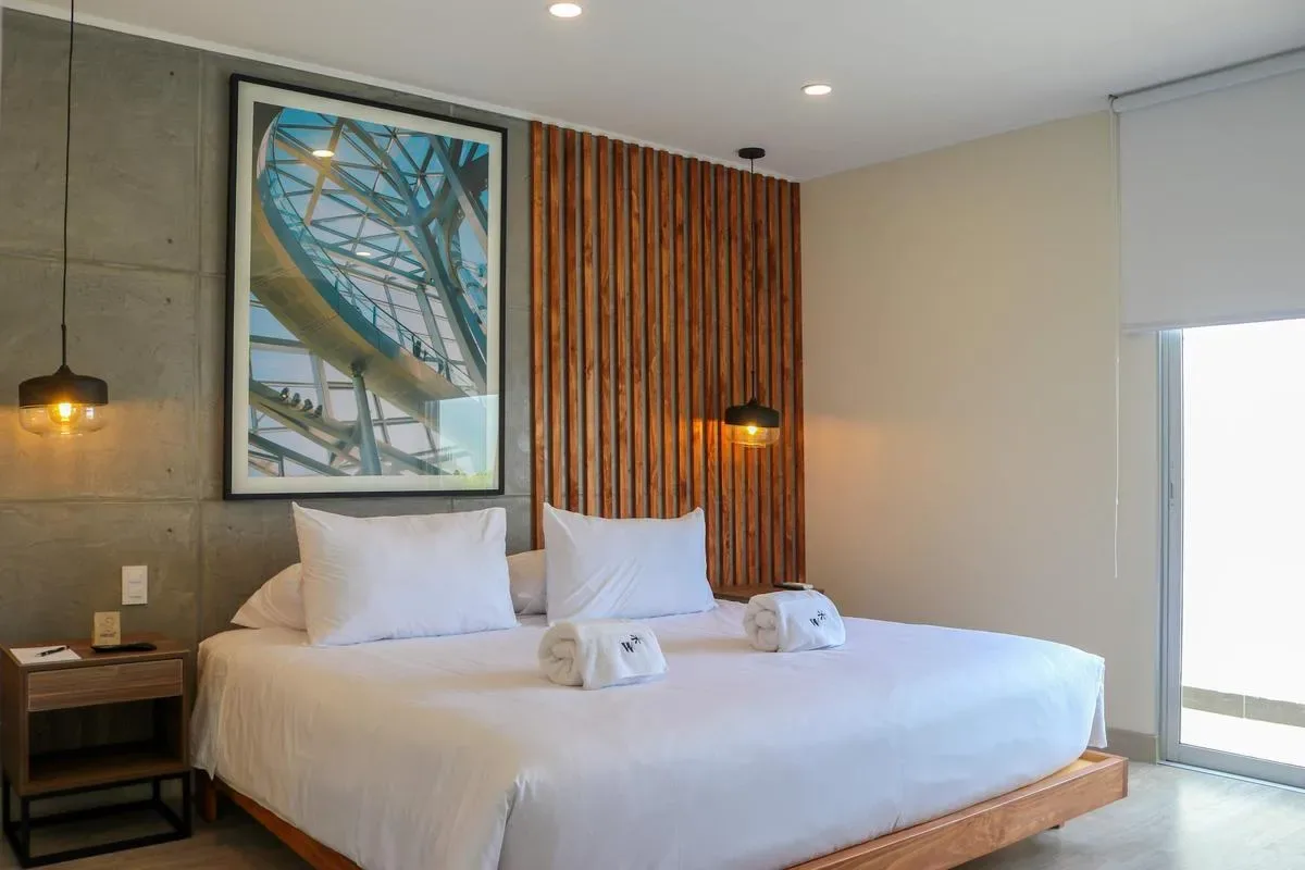 Outstanding 2BR Duplex with AC in San Isidro