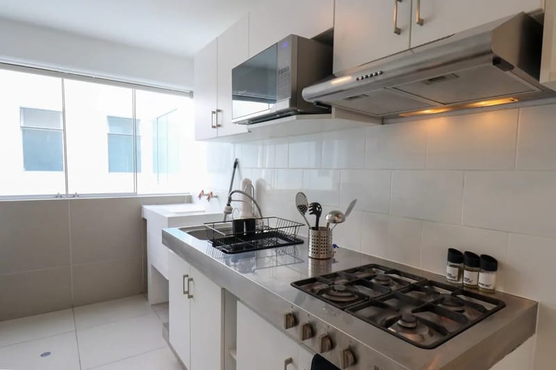 Engaging 3BR with Balcony in Barranco