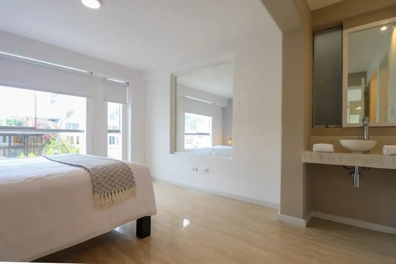 Engaging 3BR with Balcony in Barranco