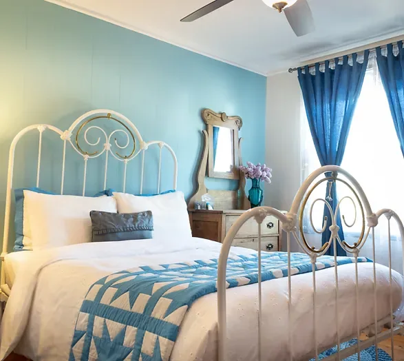 ROOMS-10.jpg