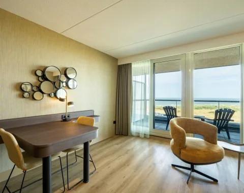 Sea-view comfort room