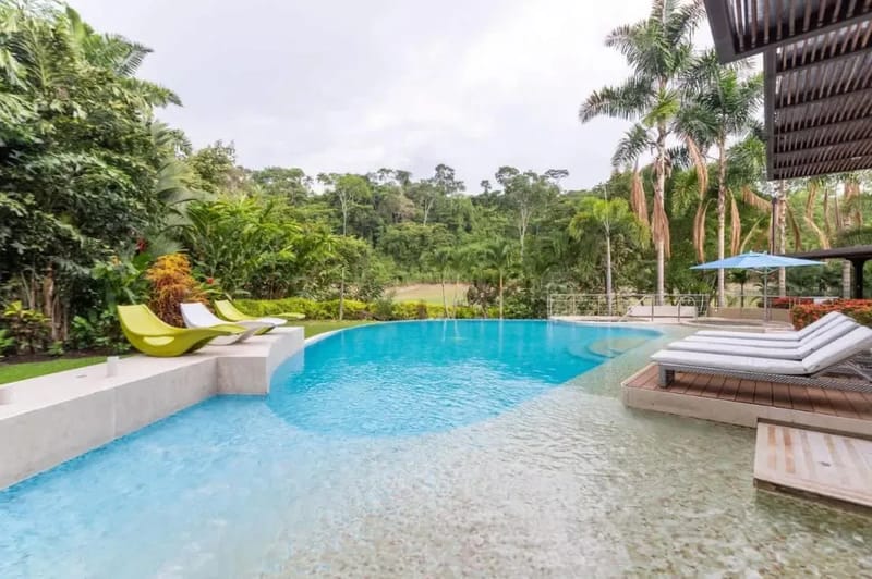 Attractive 6BR Villa w/ Pool at Mesa de Yeguas