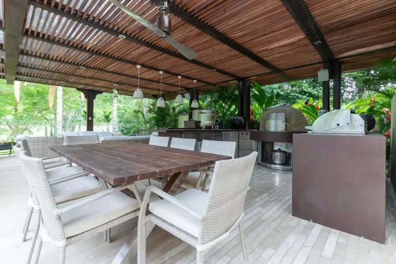 Attractive 6BR Villa w/ Pool at Mesa de Yeguas